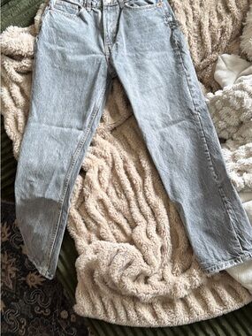 Zara Light Wash High Rise Women's Jeans